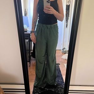 Velvet green pants medium